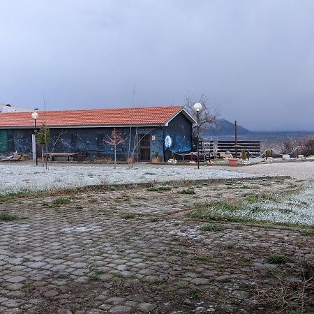 Rifugio Silone Hostel Pescina Ngoại thất bức ảnh